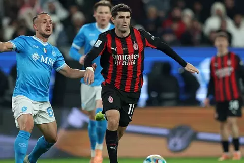 بهدف مباغت.. نابولي يعبر ميلان في الدوري الإيطالي